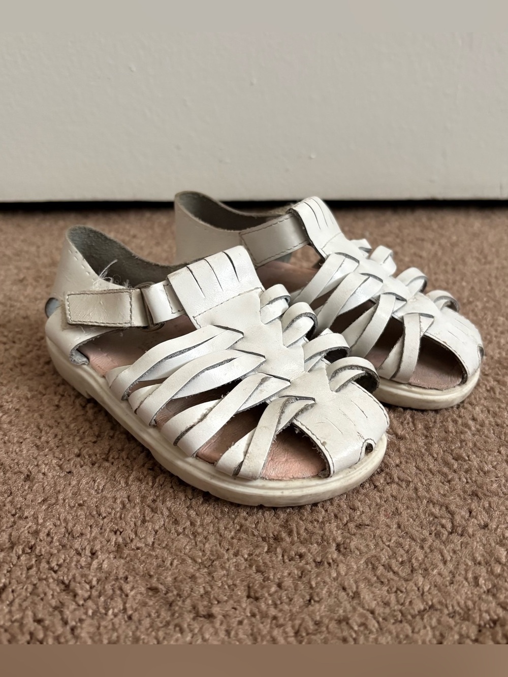 Vintage McKids Little Girls Strappy Sandals White Faux Leather US 6